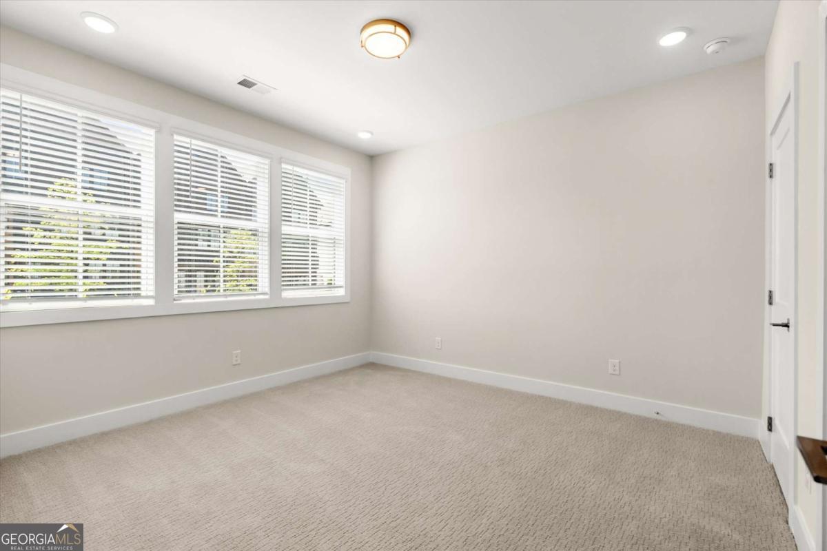 431 Mezzo Lane # 84 Property Photo 5