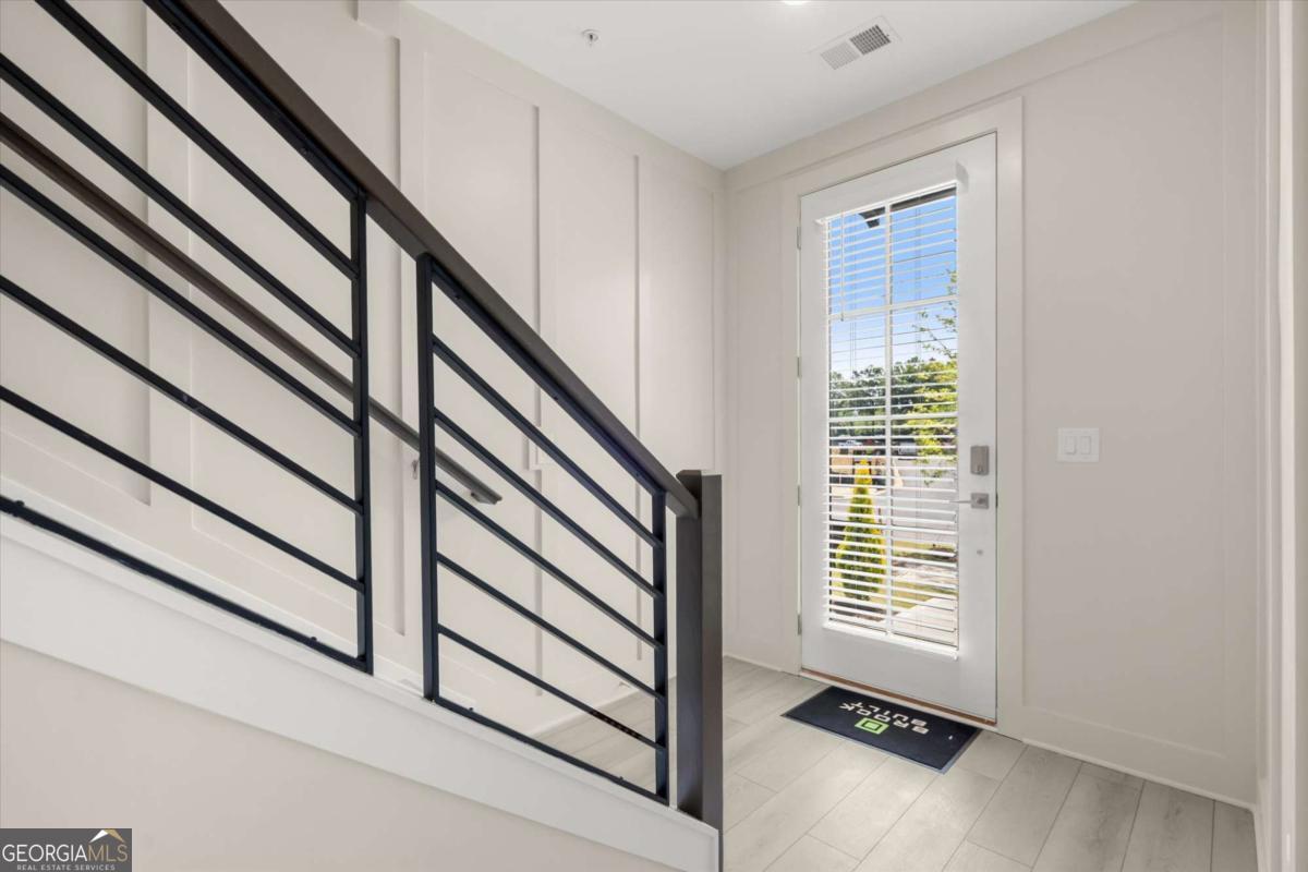 431 Mezzo Lane # 84 Property Photo 8