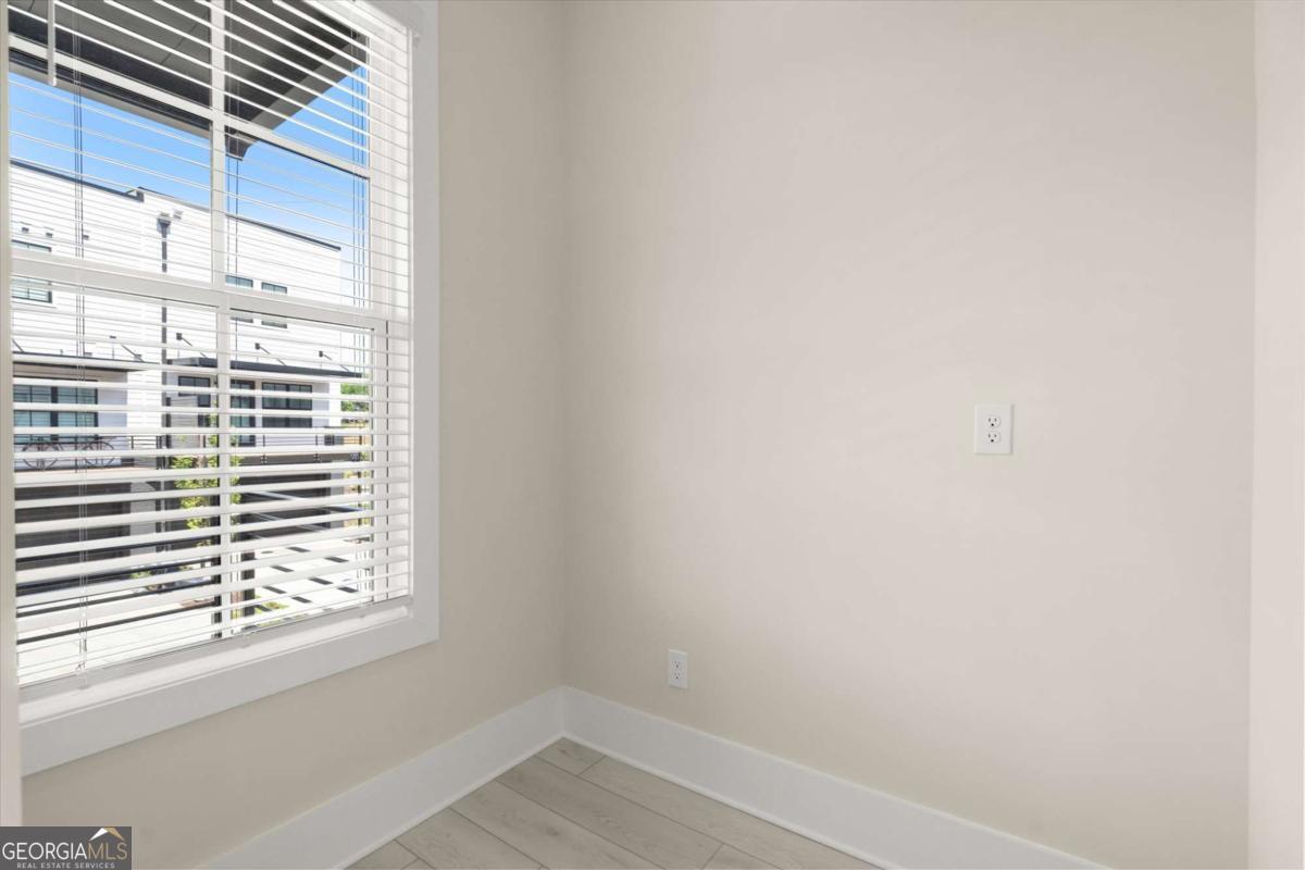 431 Mezzo Lane # 84 Property Photo 21