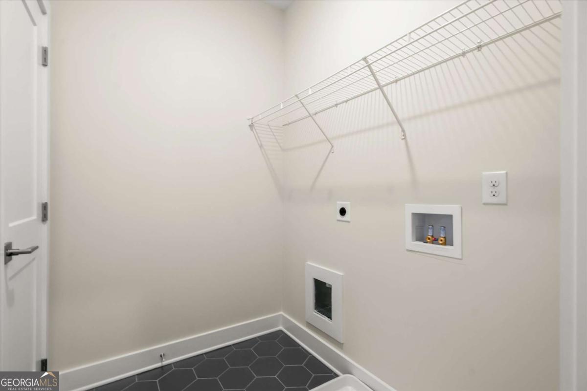 431 Mezzo Lane # 84 Property Photo 36