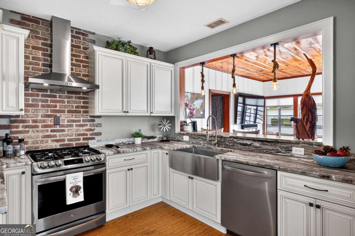 90 Varnedoe Avenue Property Photo 17