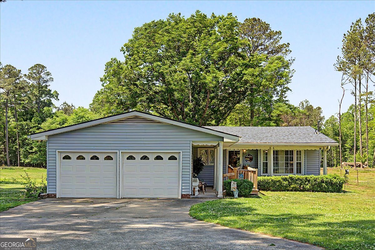 71 N Avery Road Nw Property Photo 1