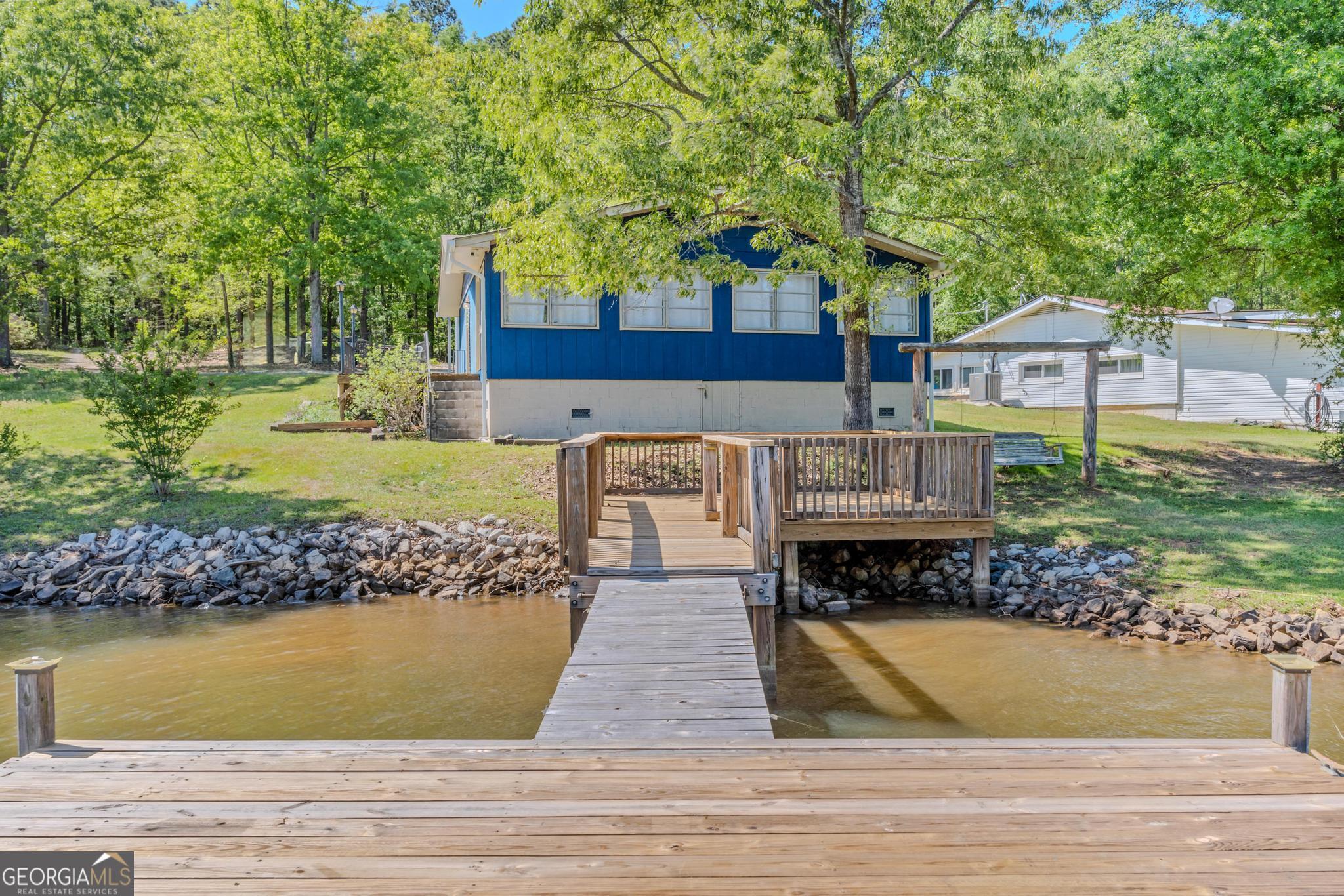 136 Yancey Road Property Photo 2