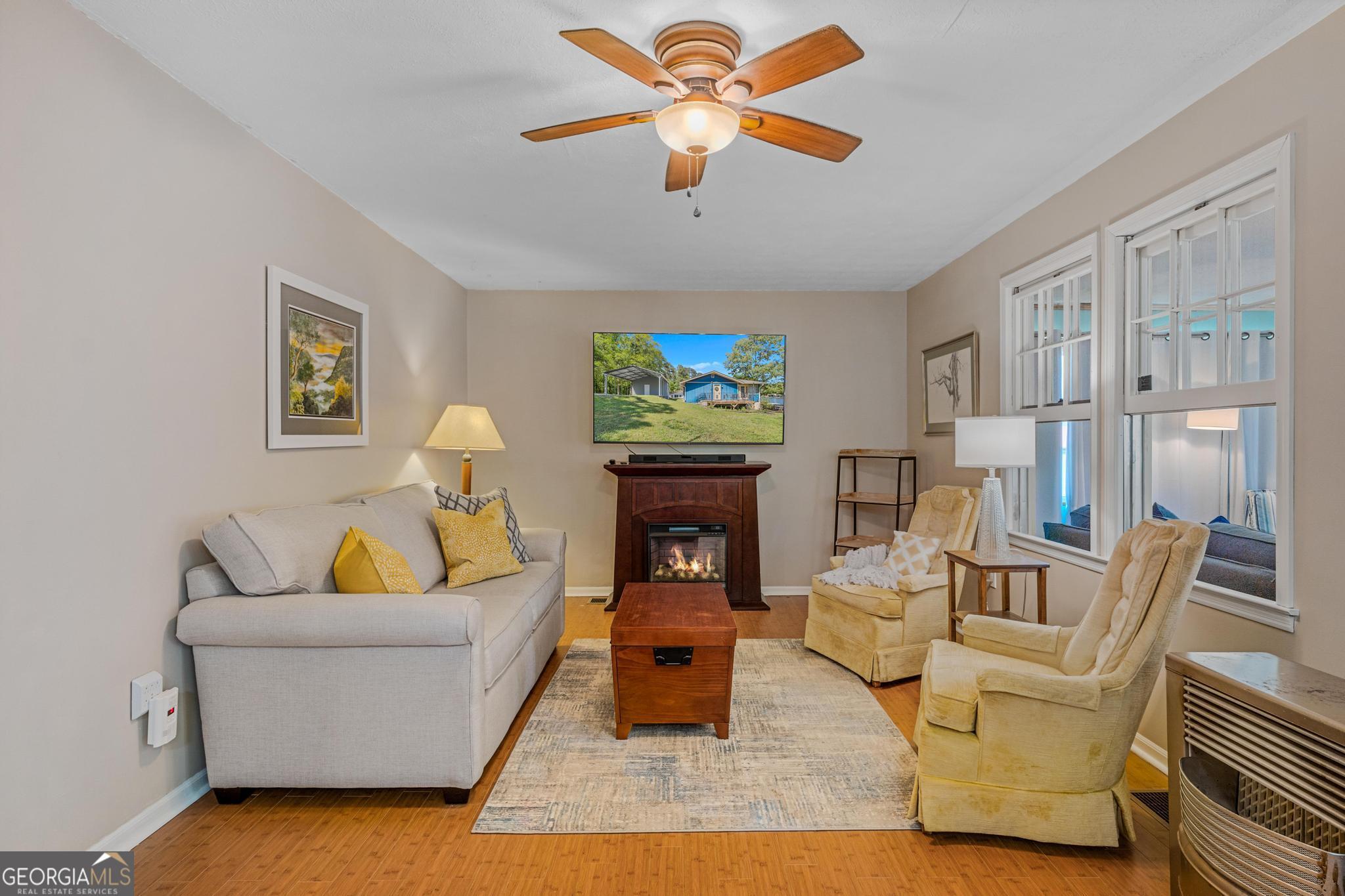 136 Yancey Road Property Photo 15