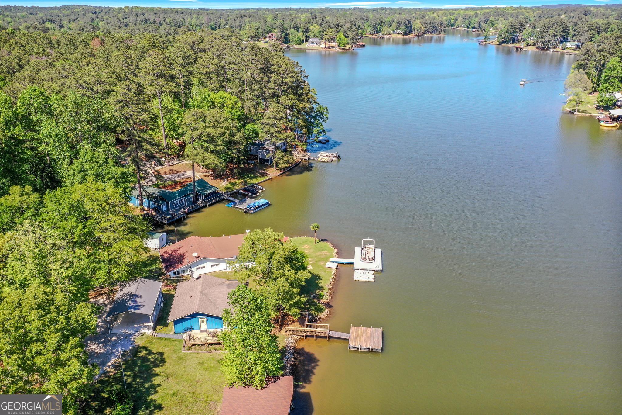 136 Yancey Road Property Photo 40