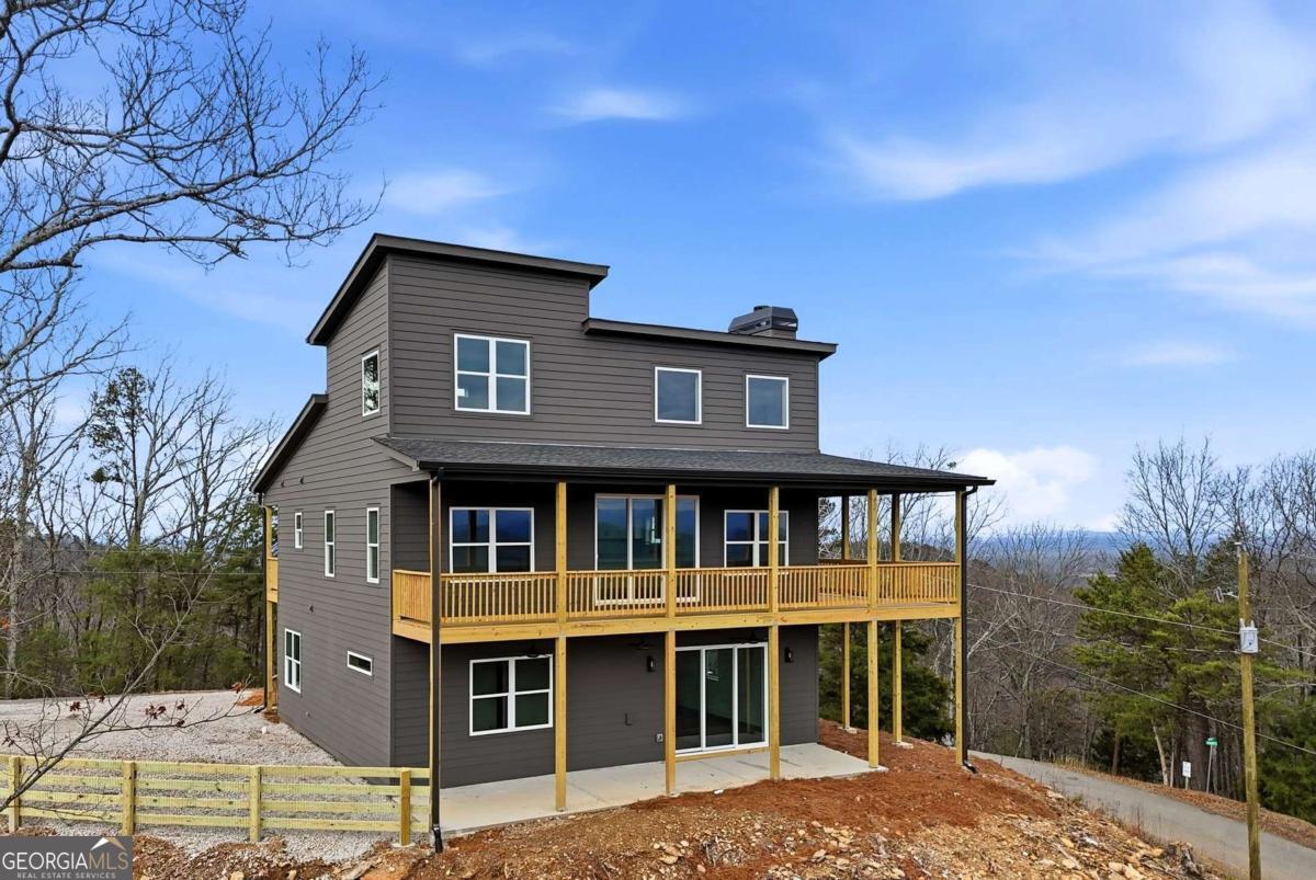 185 Stirratt Road Property Photo 1