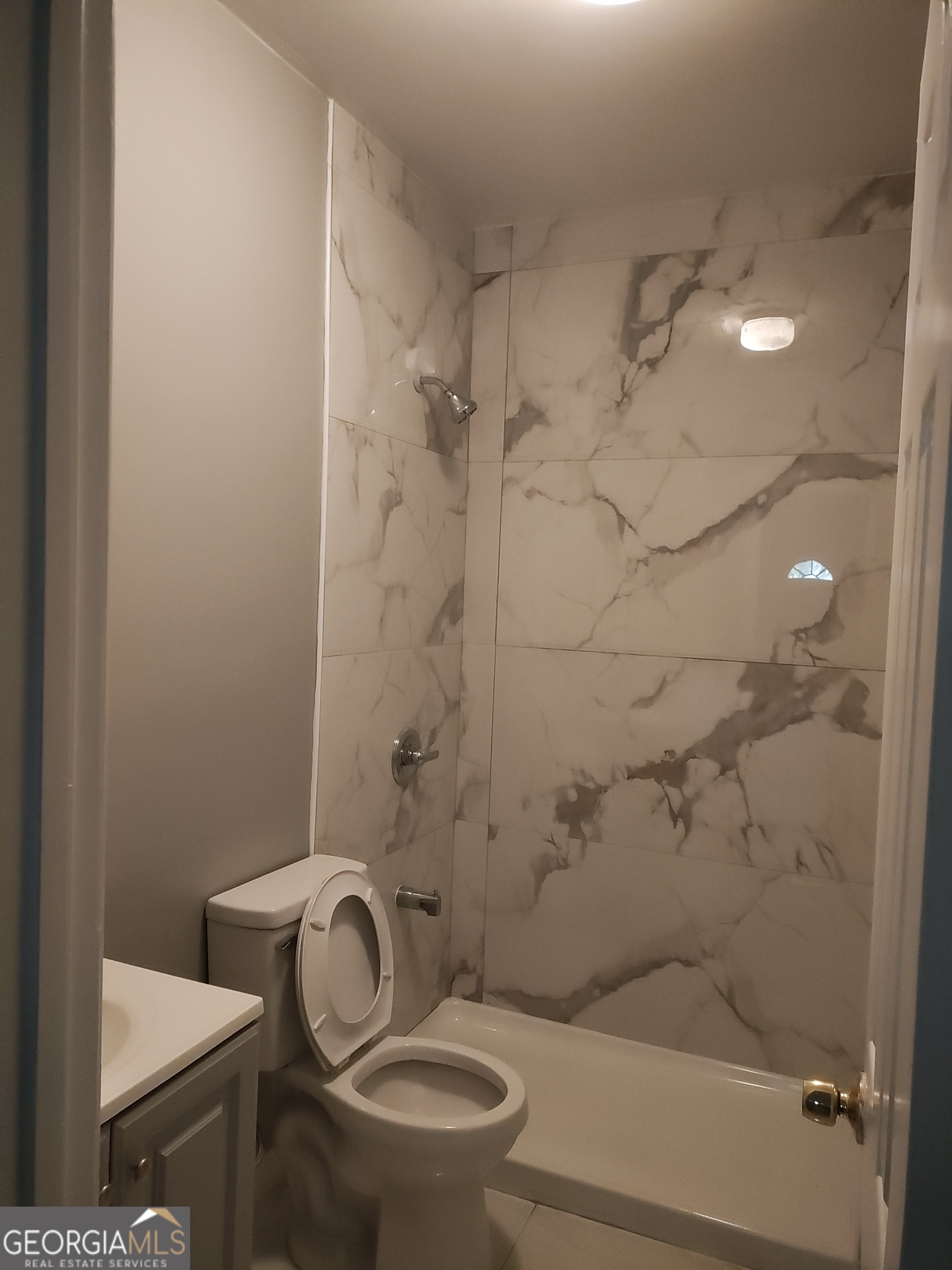 7327 Howard Circle Property Photo 4