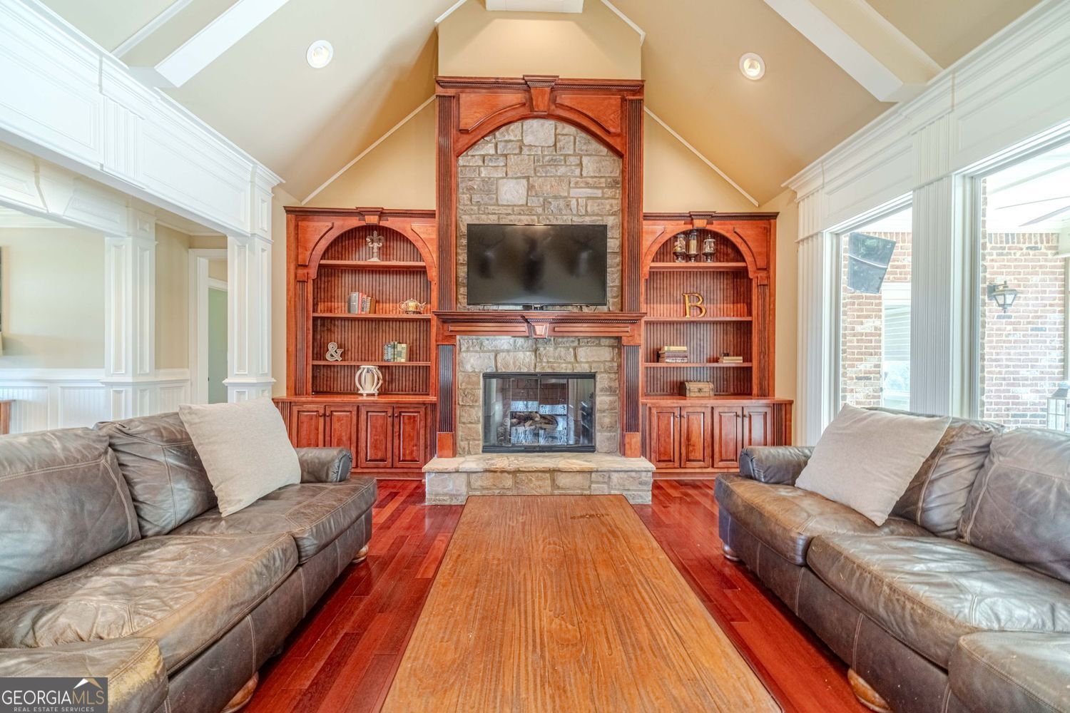 2124 Stonegate Way Property Photo 10