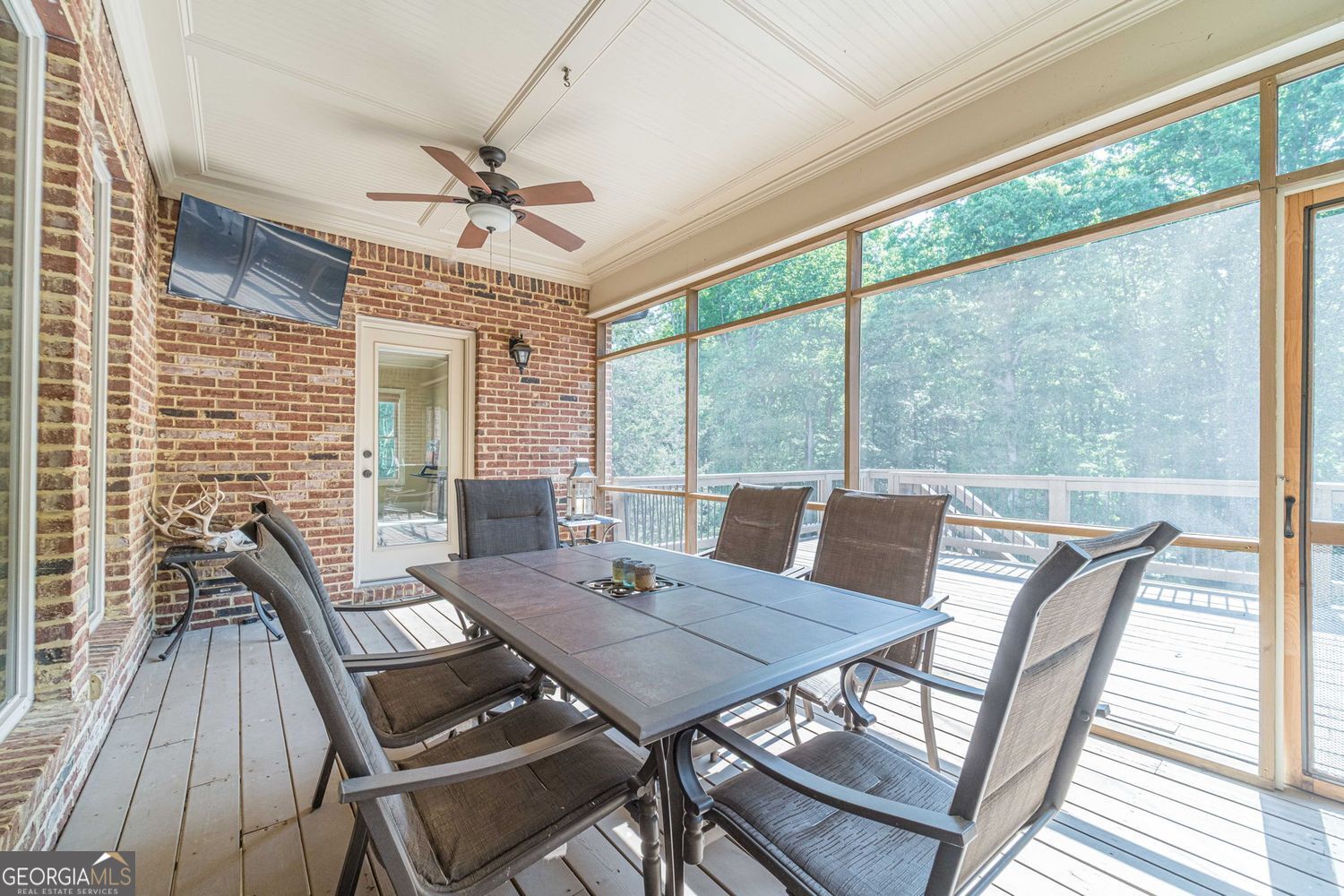 2124 Stonegate Way Property Photo 19