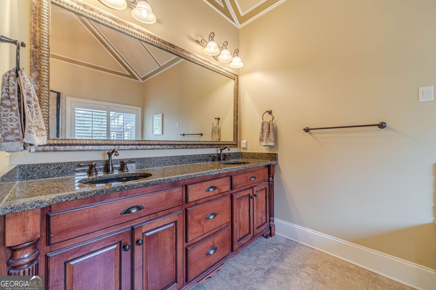 2124 Stonegate Way Property Photo 23