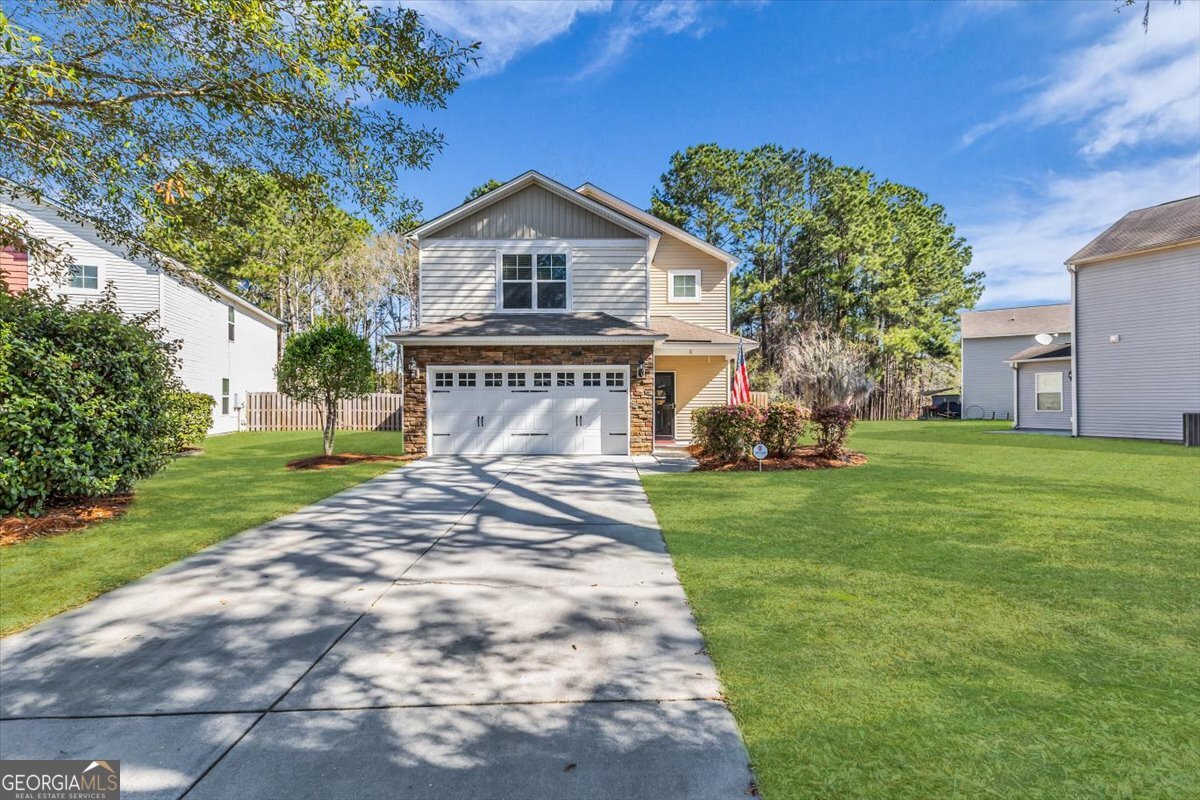 2 Crestview Circle Property Photo 3