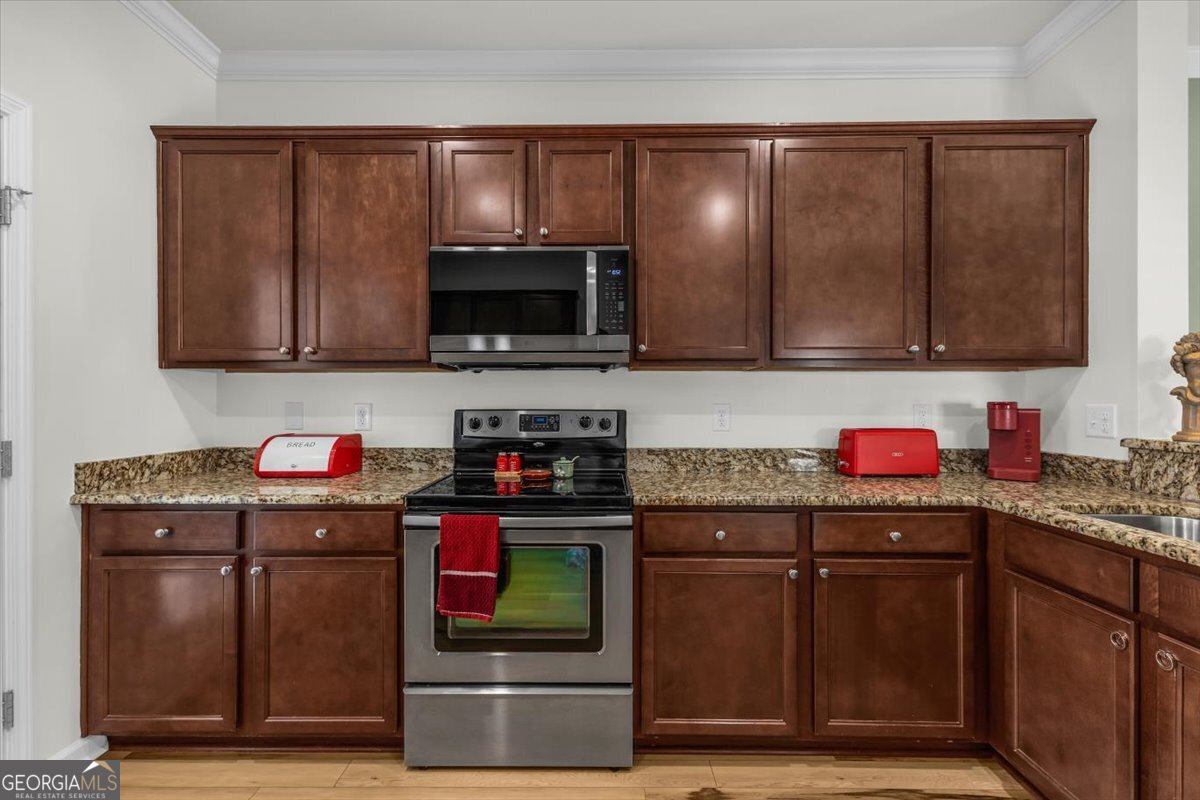 2 Crestview Circle Property Photo 14