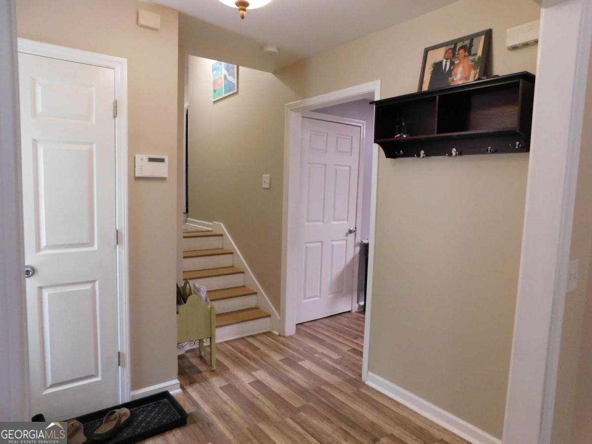 8805 Willow Creek Court Property Photo 8
