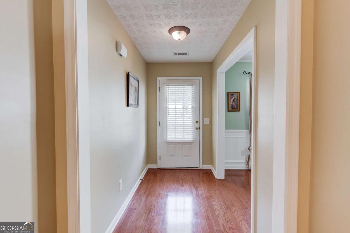 5614 Ashmoore Court Property Photo 7