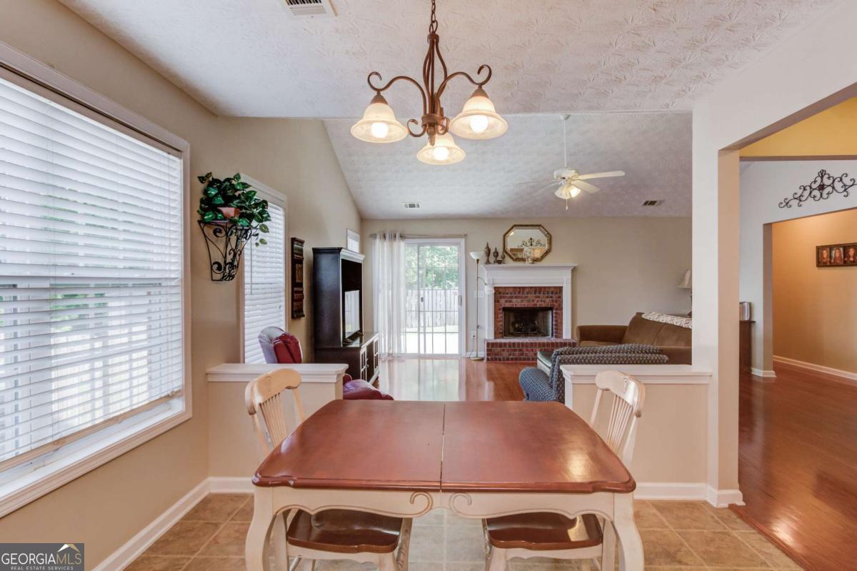 5614 Ashmoore Court Property Photo 13