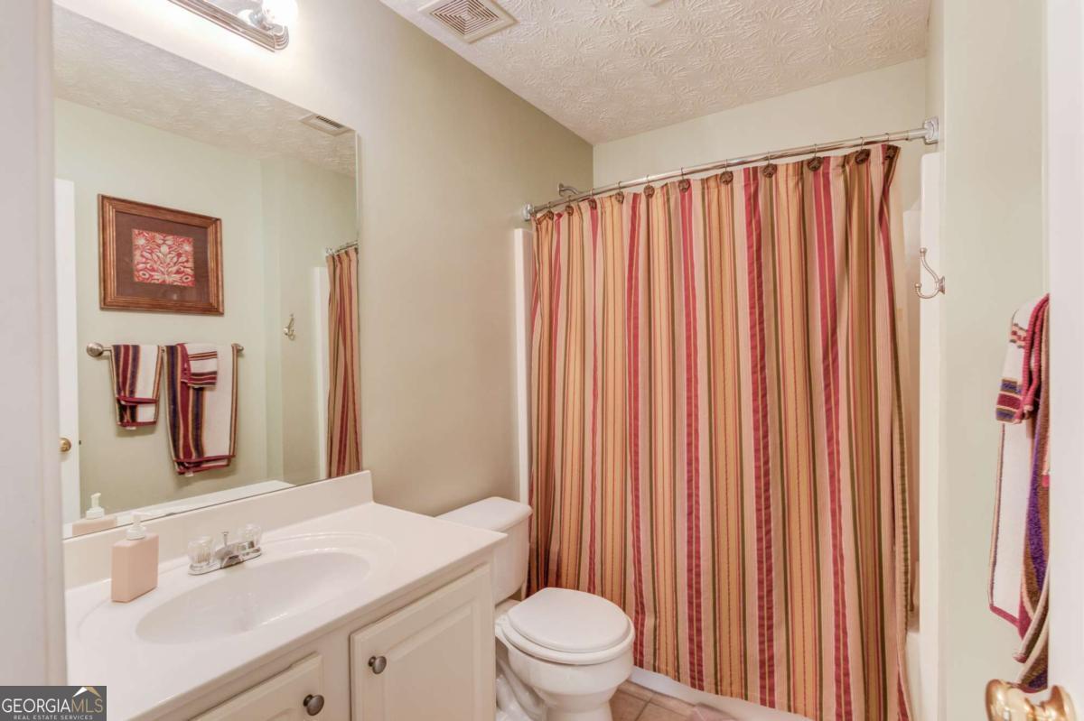 5614 Ashmoore Court Property Photo 25