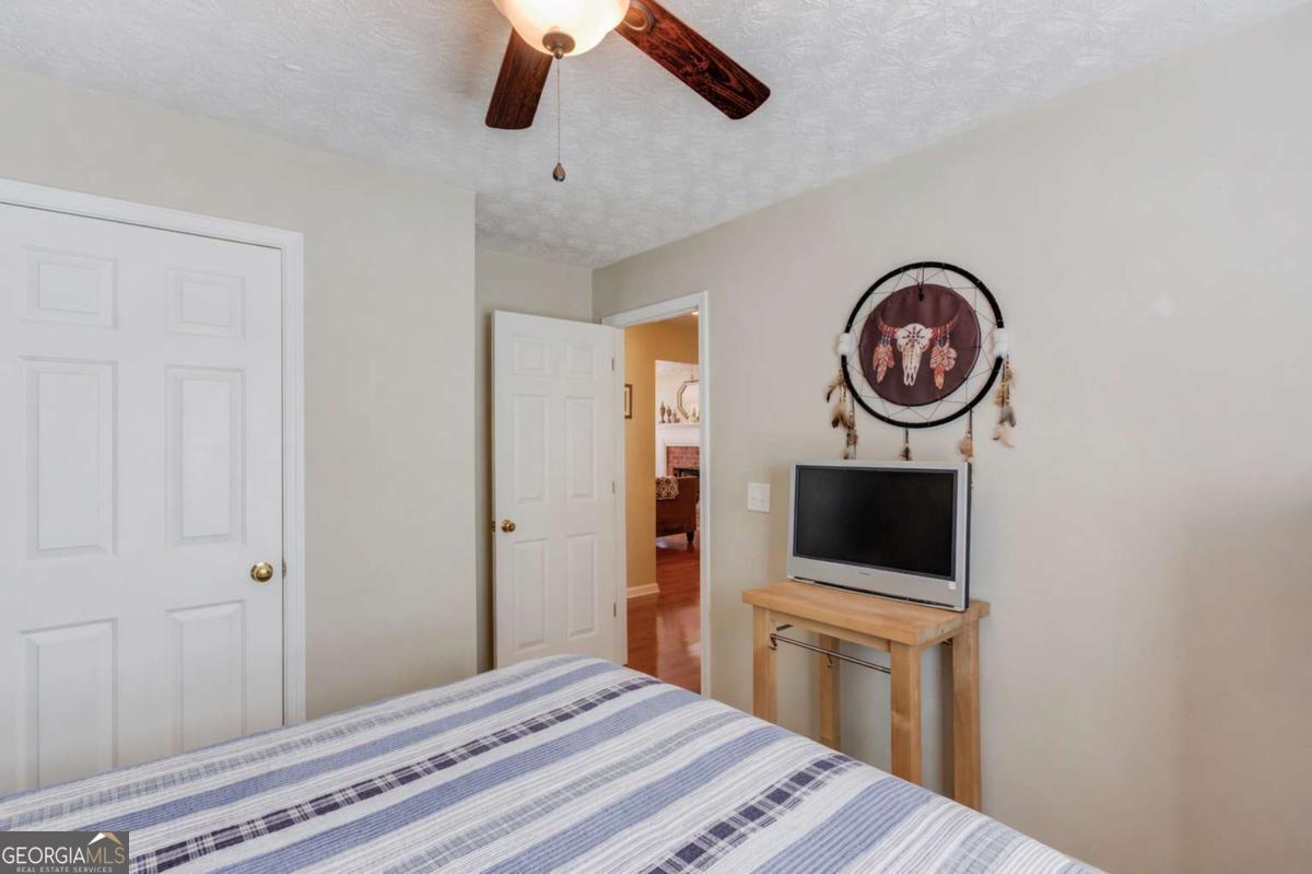 5614 Ashmoore Court Property Photo 27
