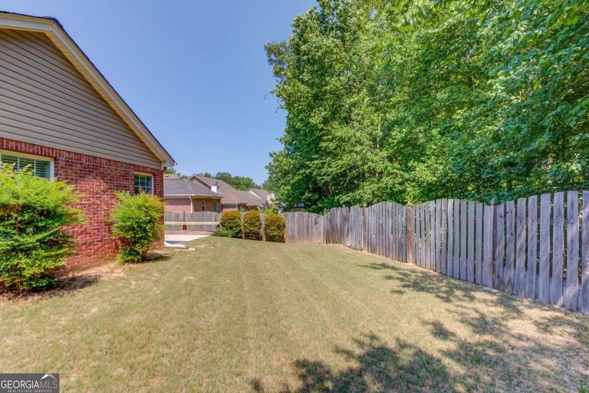 5614 Ashmoore Court Property Photo 32