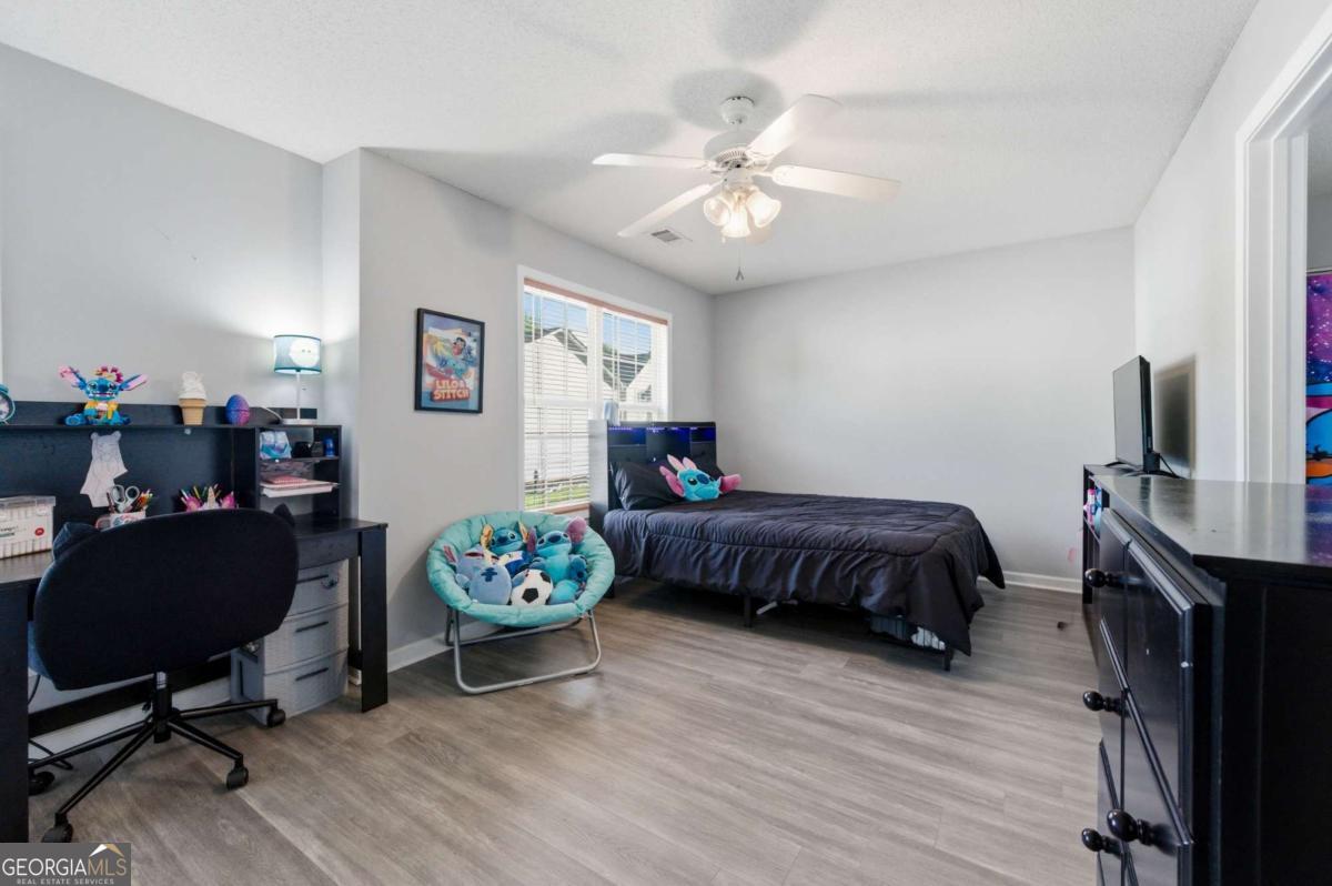 313 Venture Path Property Photo 12
