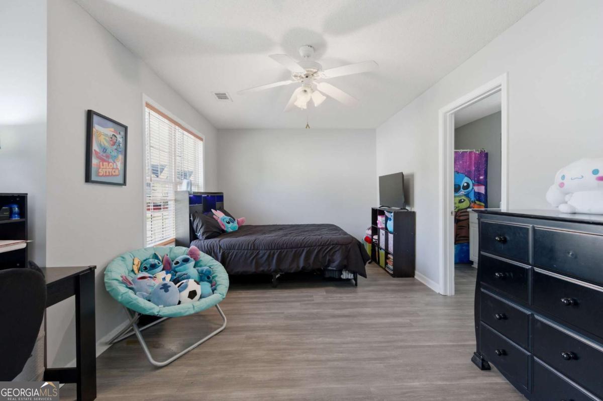 313 Venture Path Property Photo 13