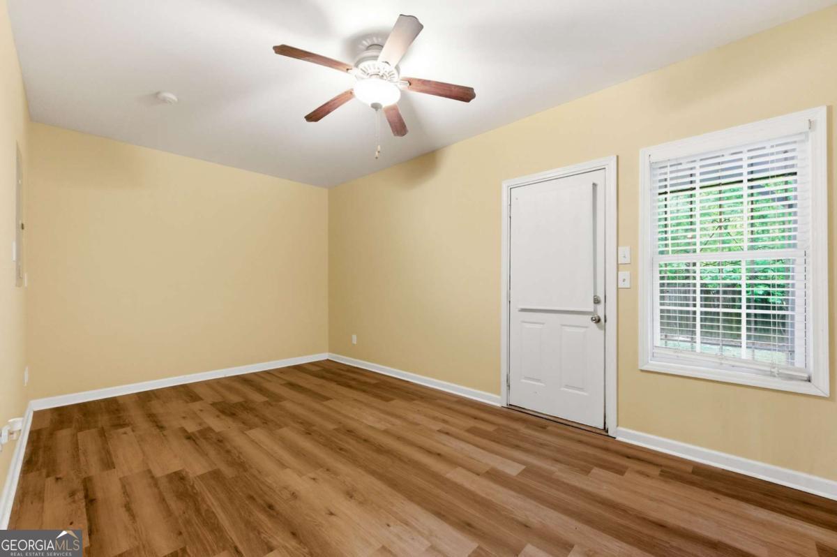 313 Venture Path Property Photo 22