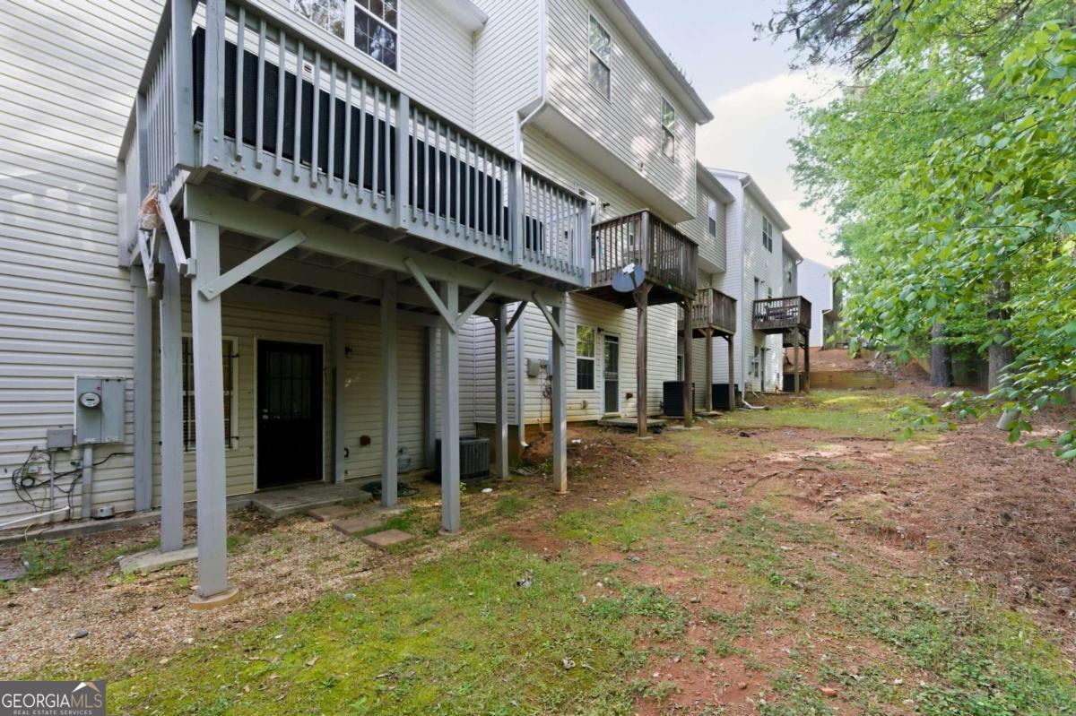 313 Venture Path Property Photo 27