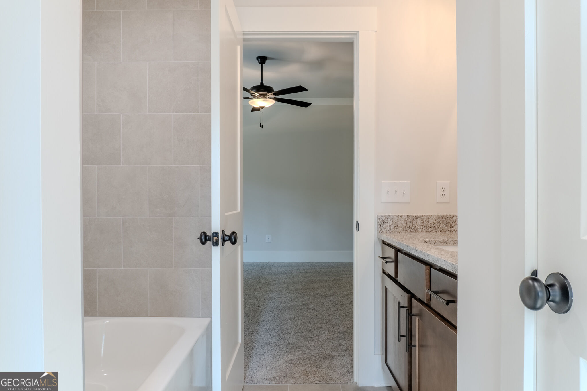 70 Amelia Court Property Photo 40