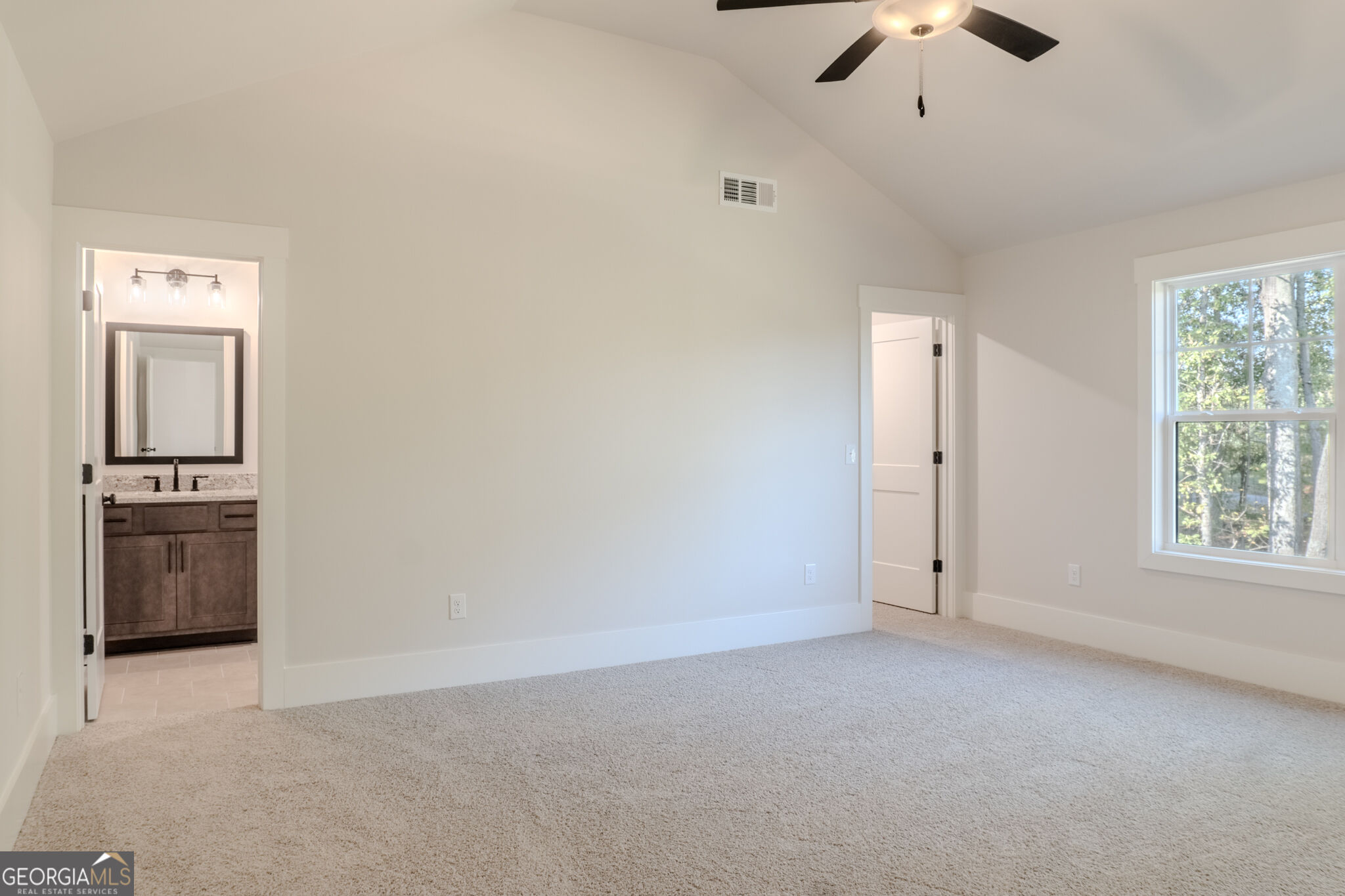 70 Amelia Court Property Photo 42