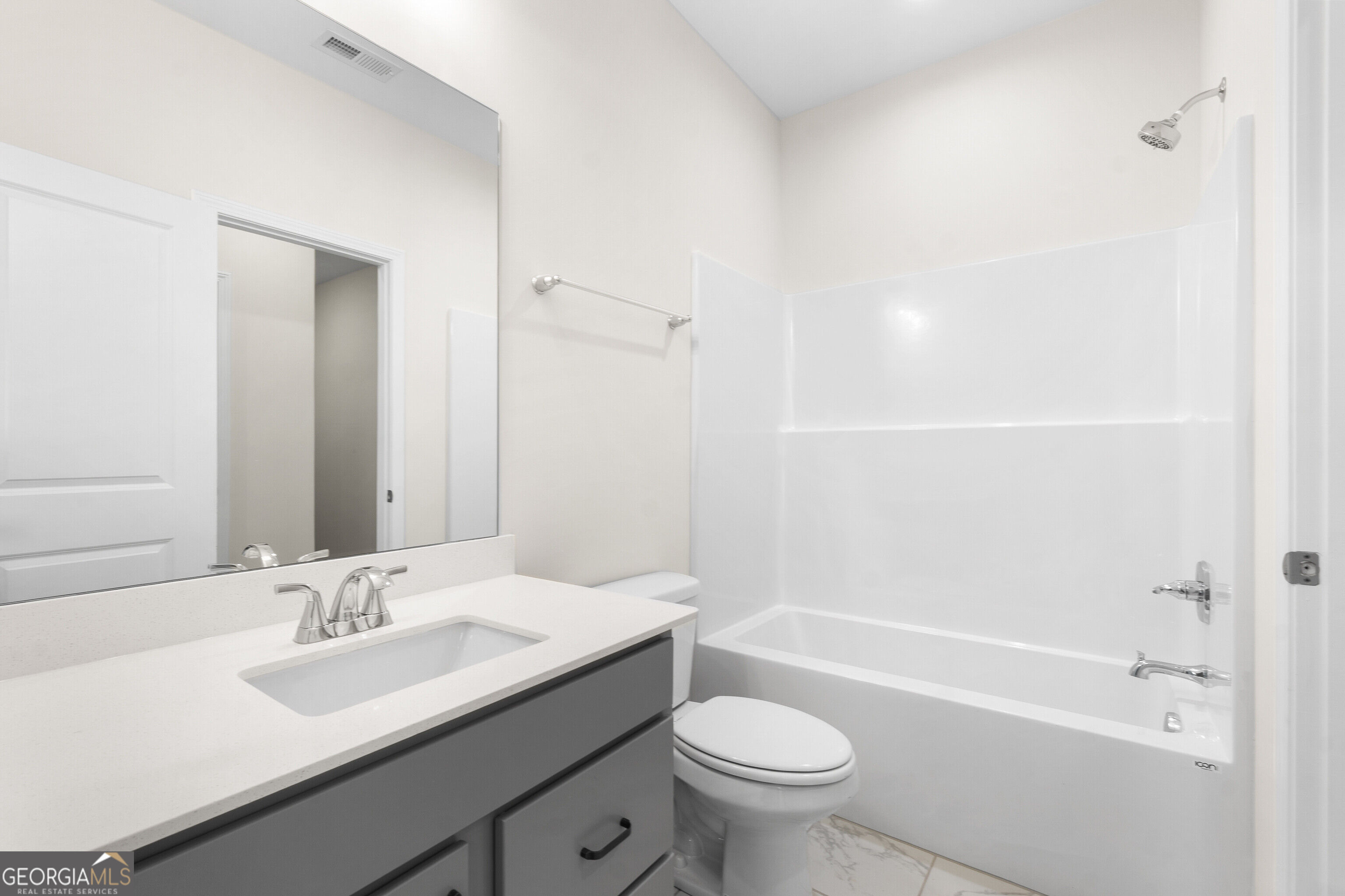 304 Baxter Drive # 6 Property Photo 13