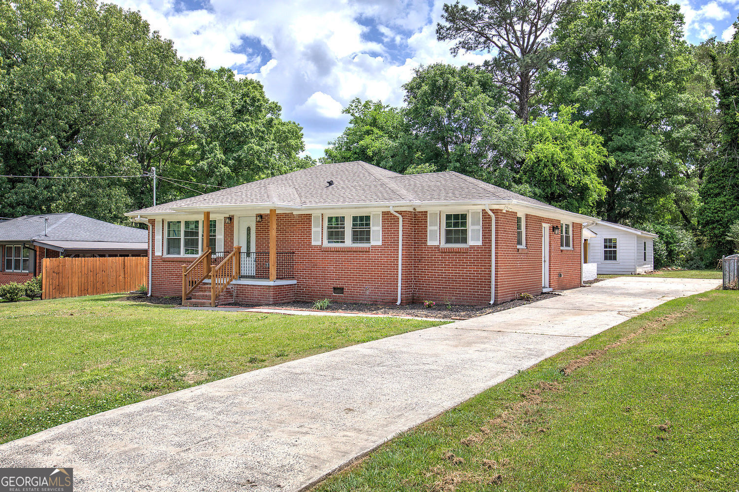 4 Echota Circle Sw Property Photo 2