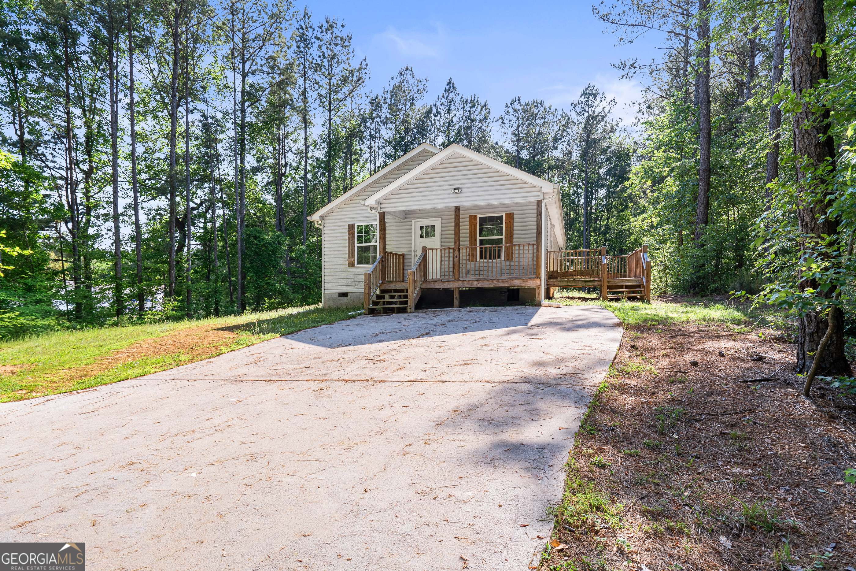 4280 Old Dixie Highway Se Property Photo 2