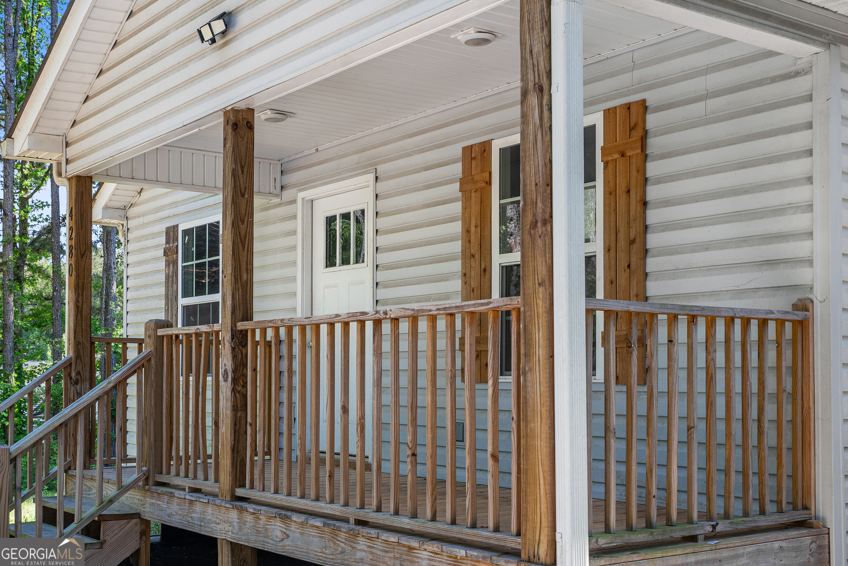 4280 Old Dixie Highway Se Property Photo 3