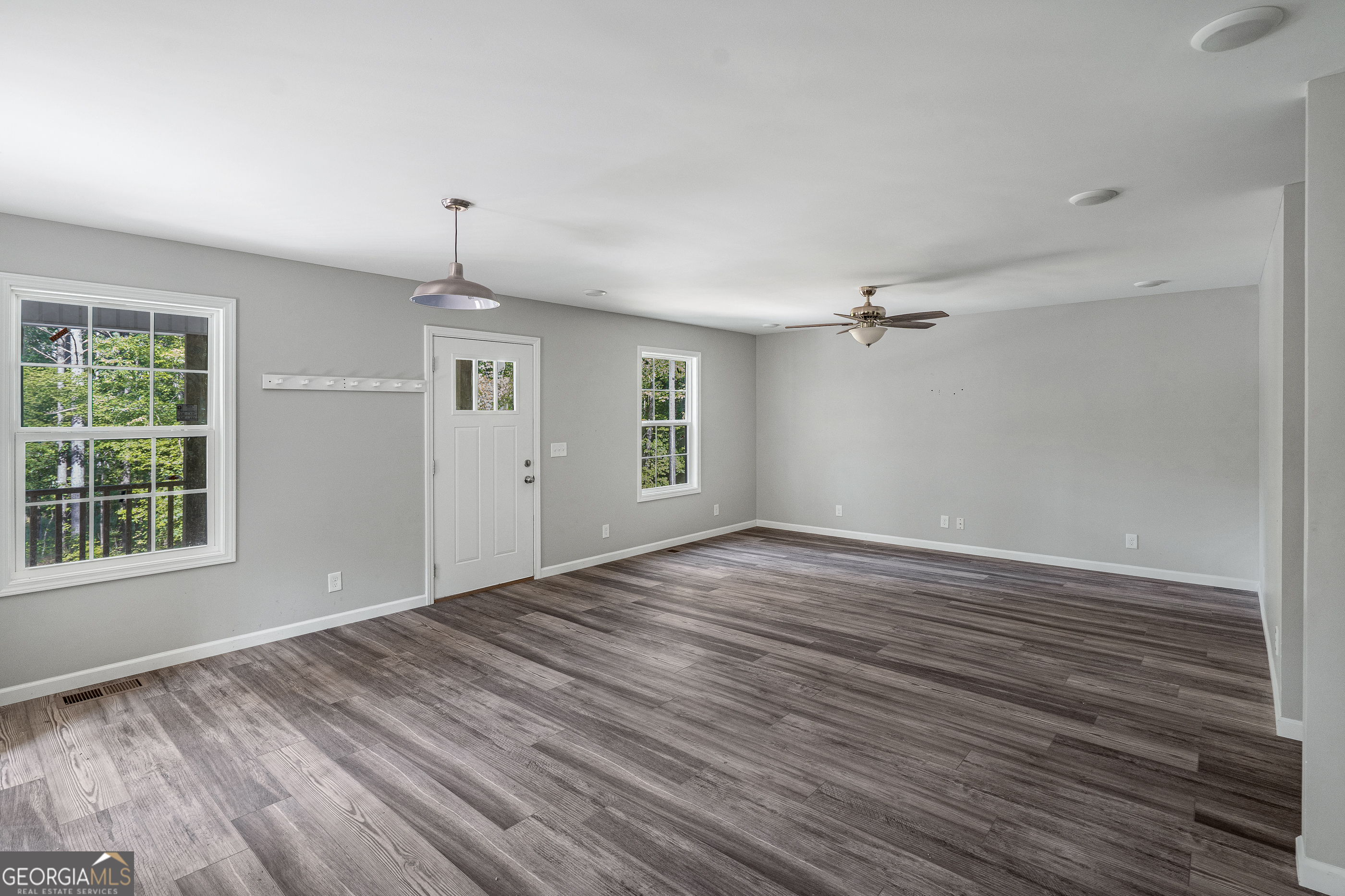 4280 Old Dixie Highway Se Property Photo 5