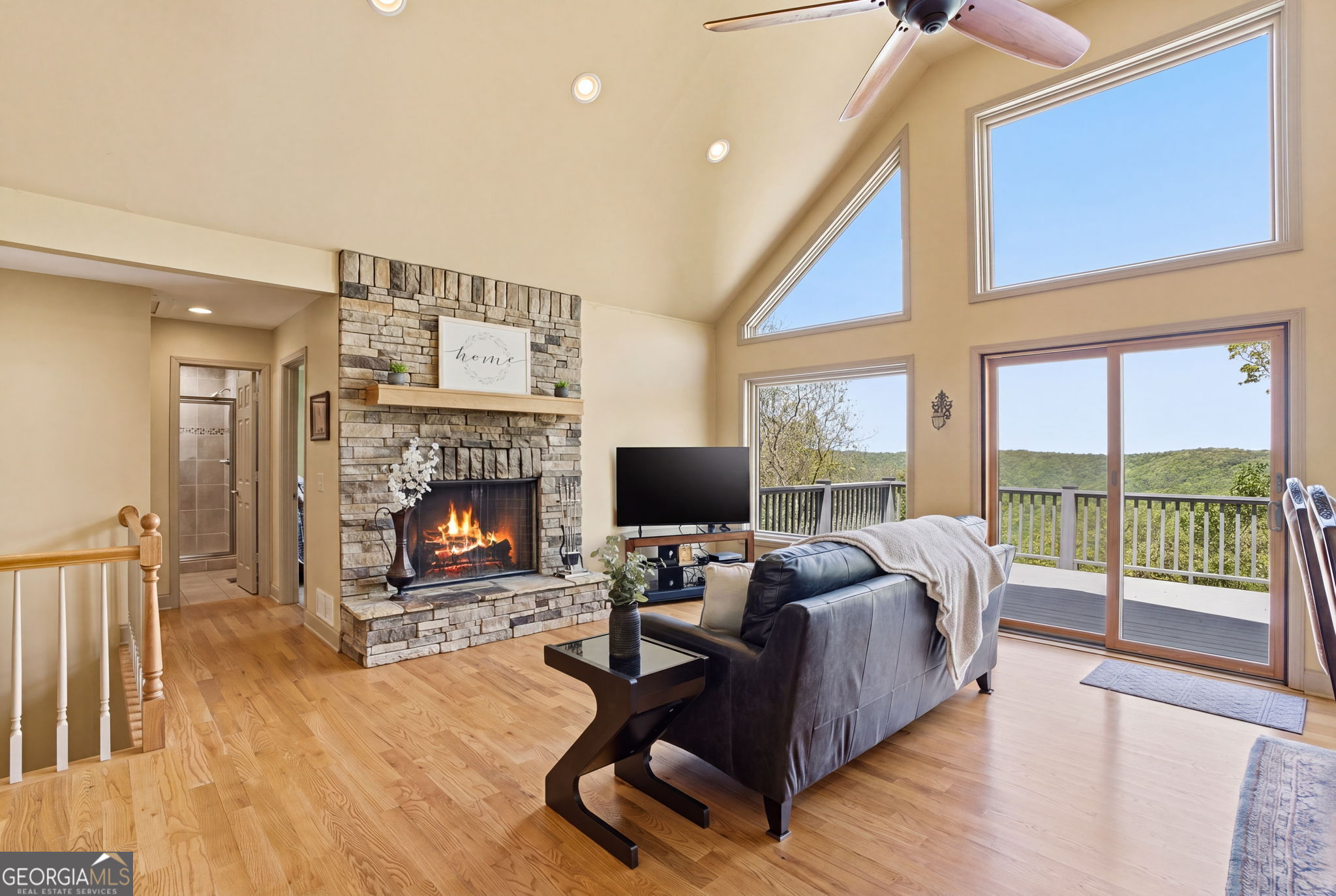 3326 Monument Road Property Photo 6