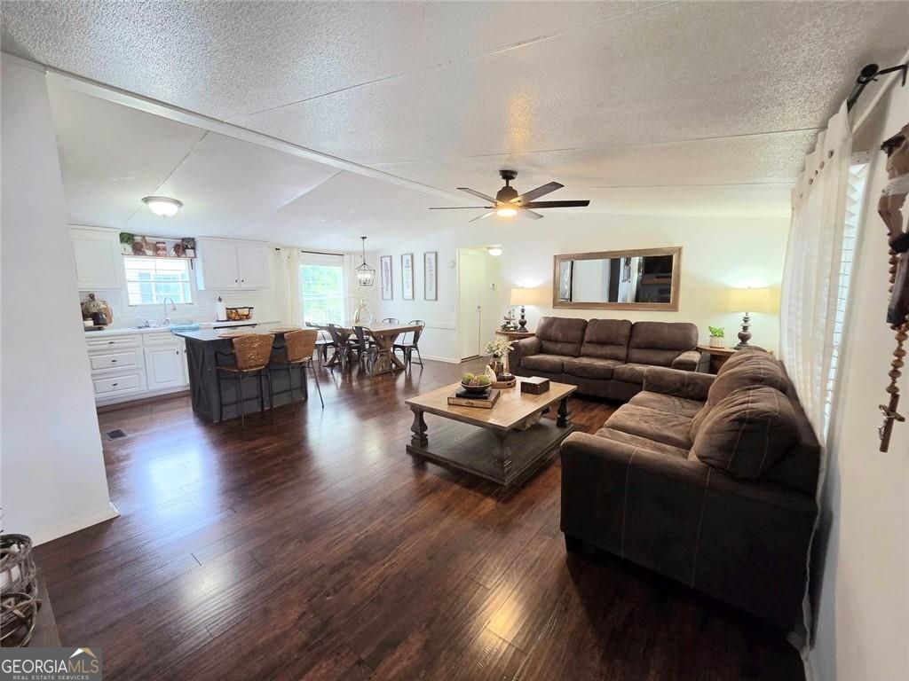 4855 Peachtree Drive Property Photo 5