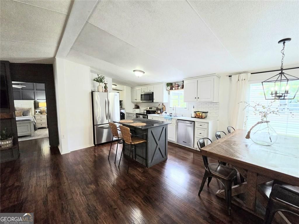 4855 Peachtree Drive Property Photo 7