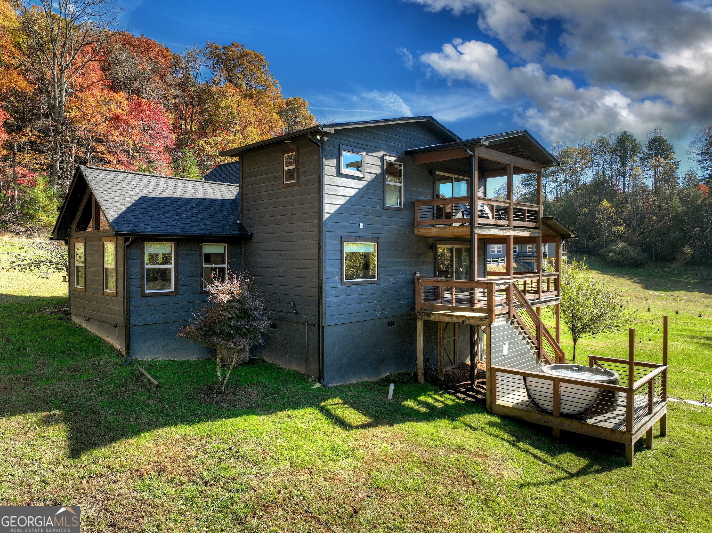 89 High Meadows Court Property Photo 4