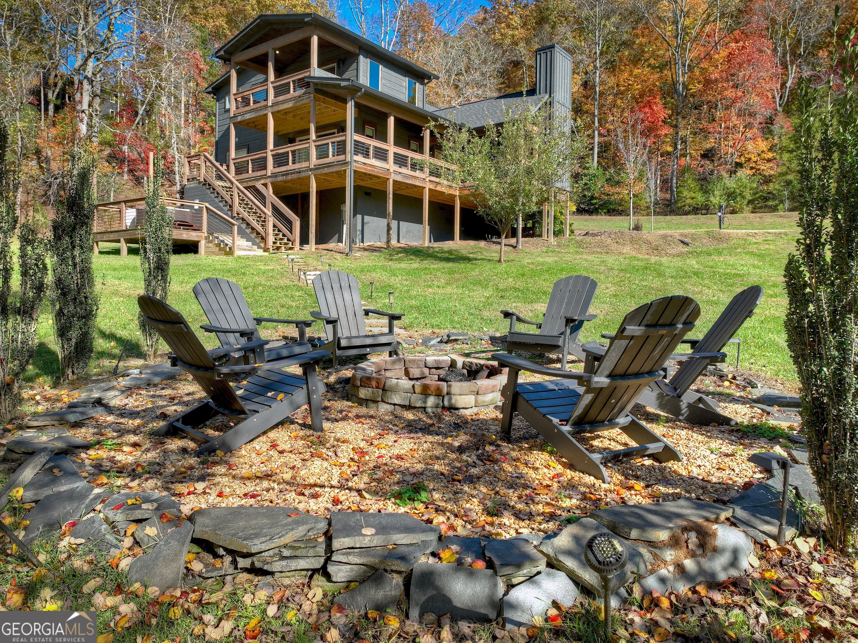 89 High Meadows Court Property Photo 6