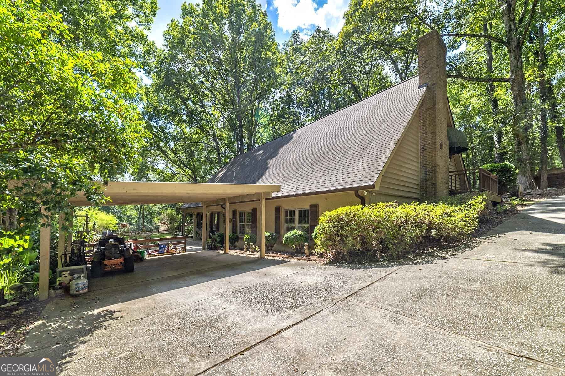 3154 Highway 155 N Property Photo 2