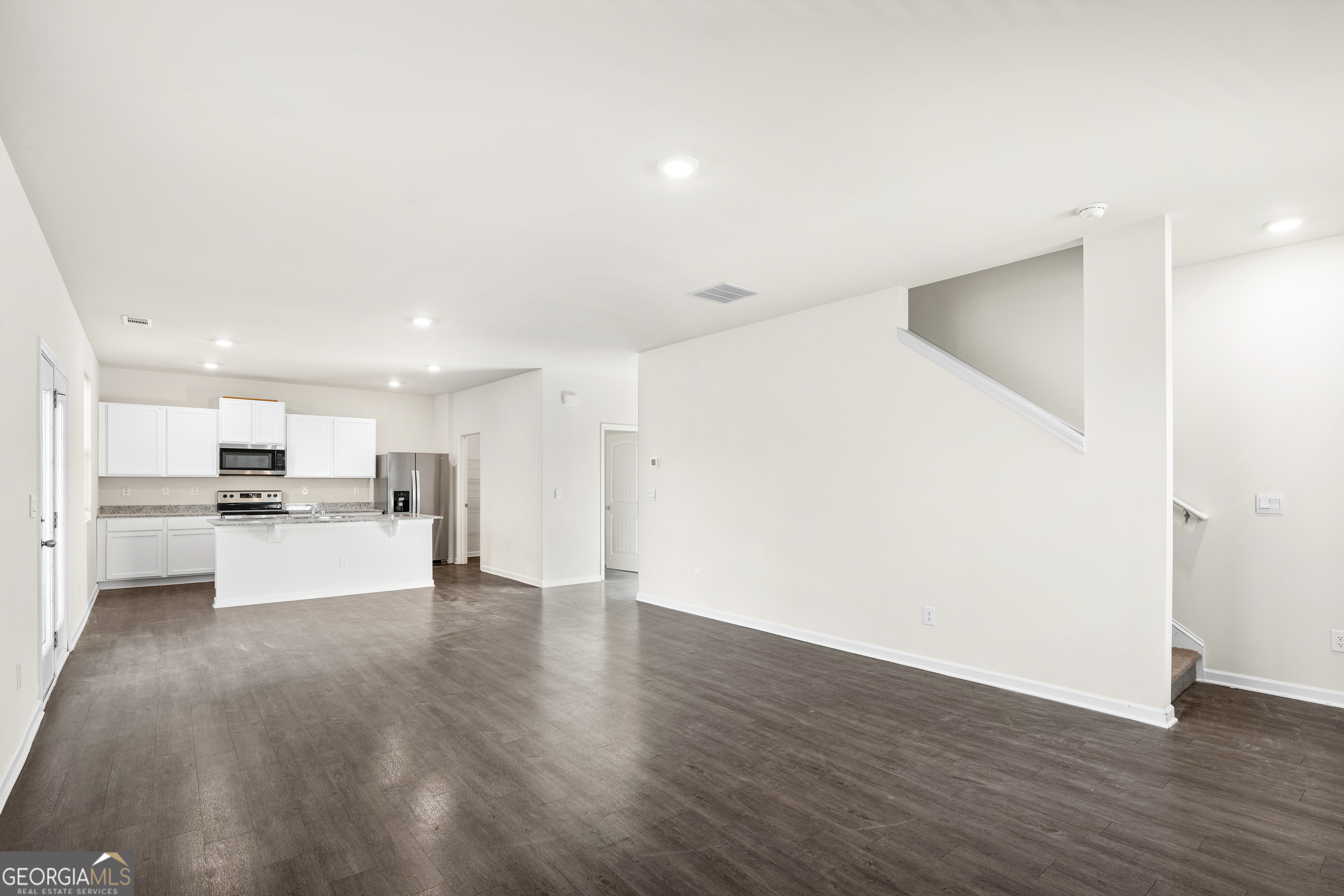 196 Embry Boulevard Property Photo 11