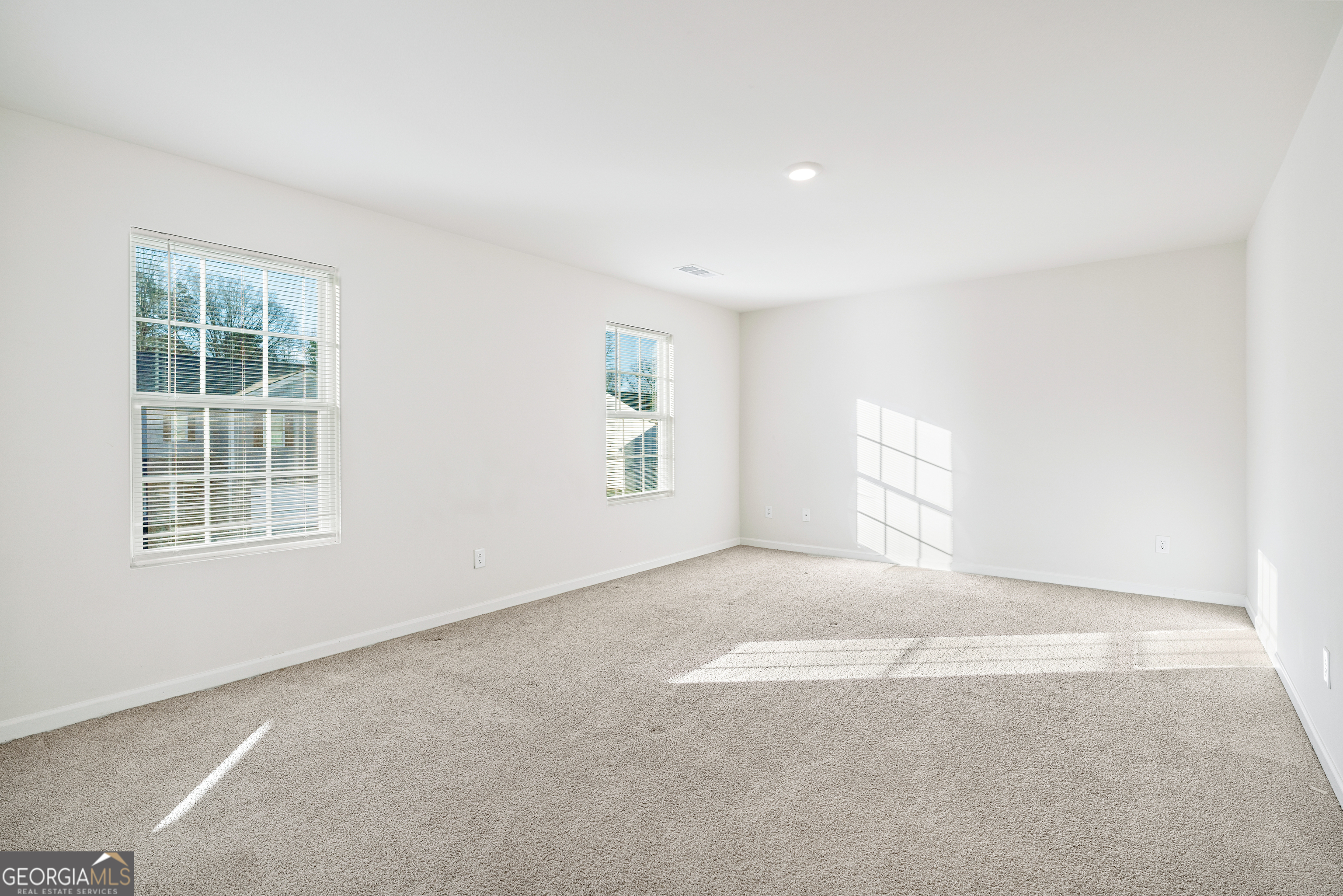 196 Embry Boulevard Property Photo 19