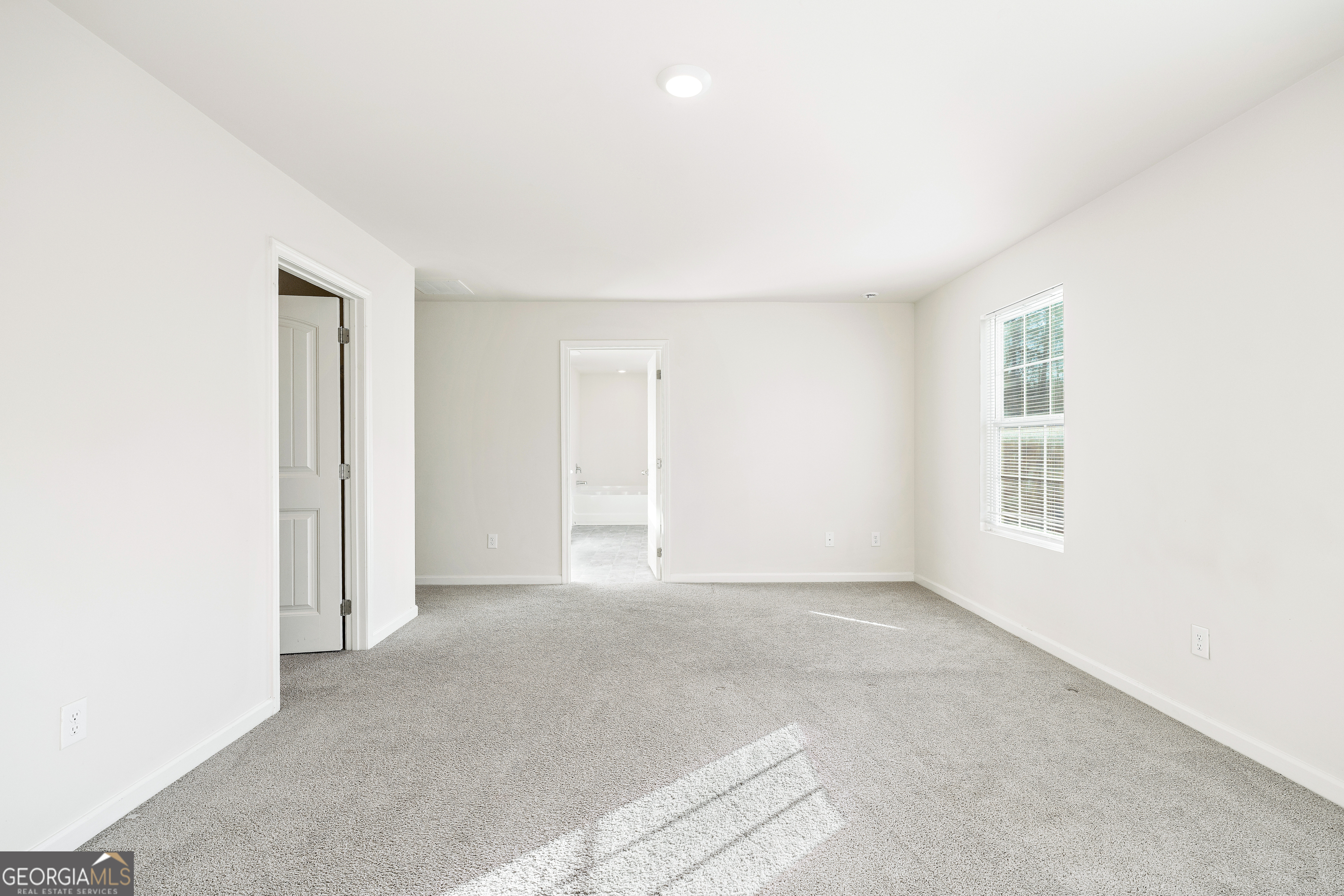 196 Embry Boulevard Property Photo 21