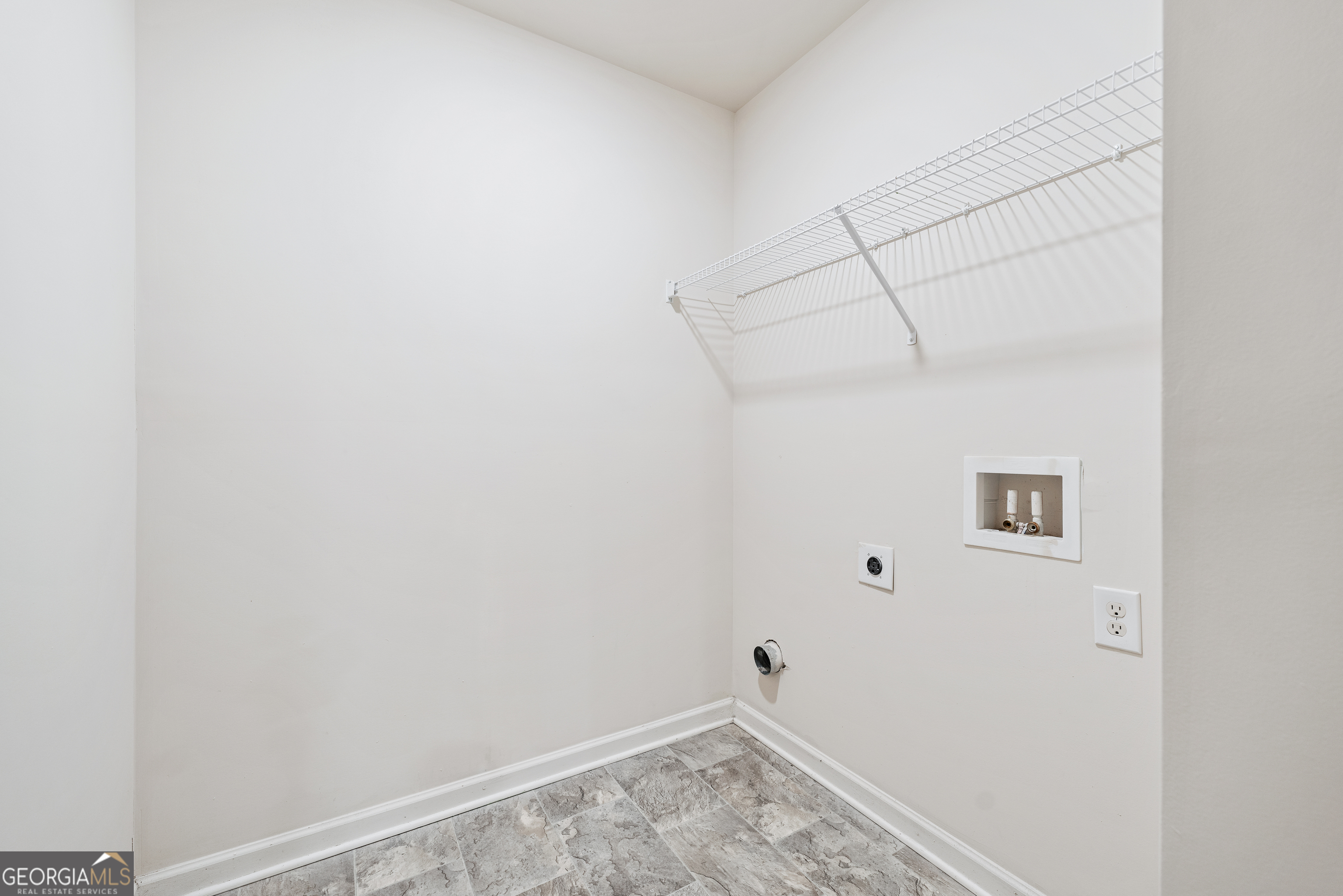 196 Embry Boulevard Property Photo 25