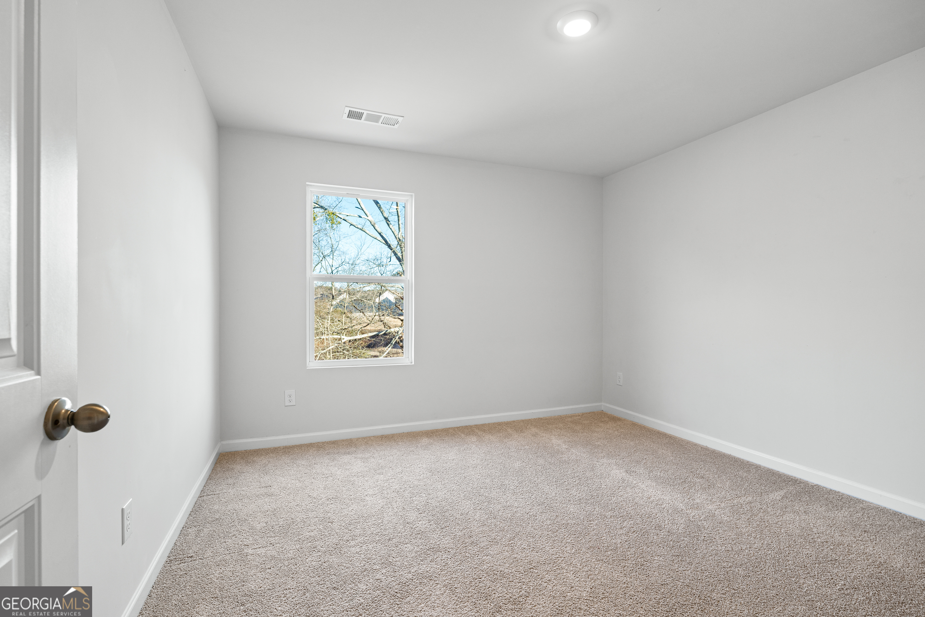 196 Embry Boulevard Property Photo 26