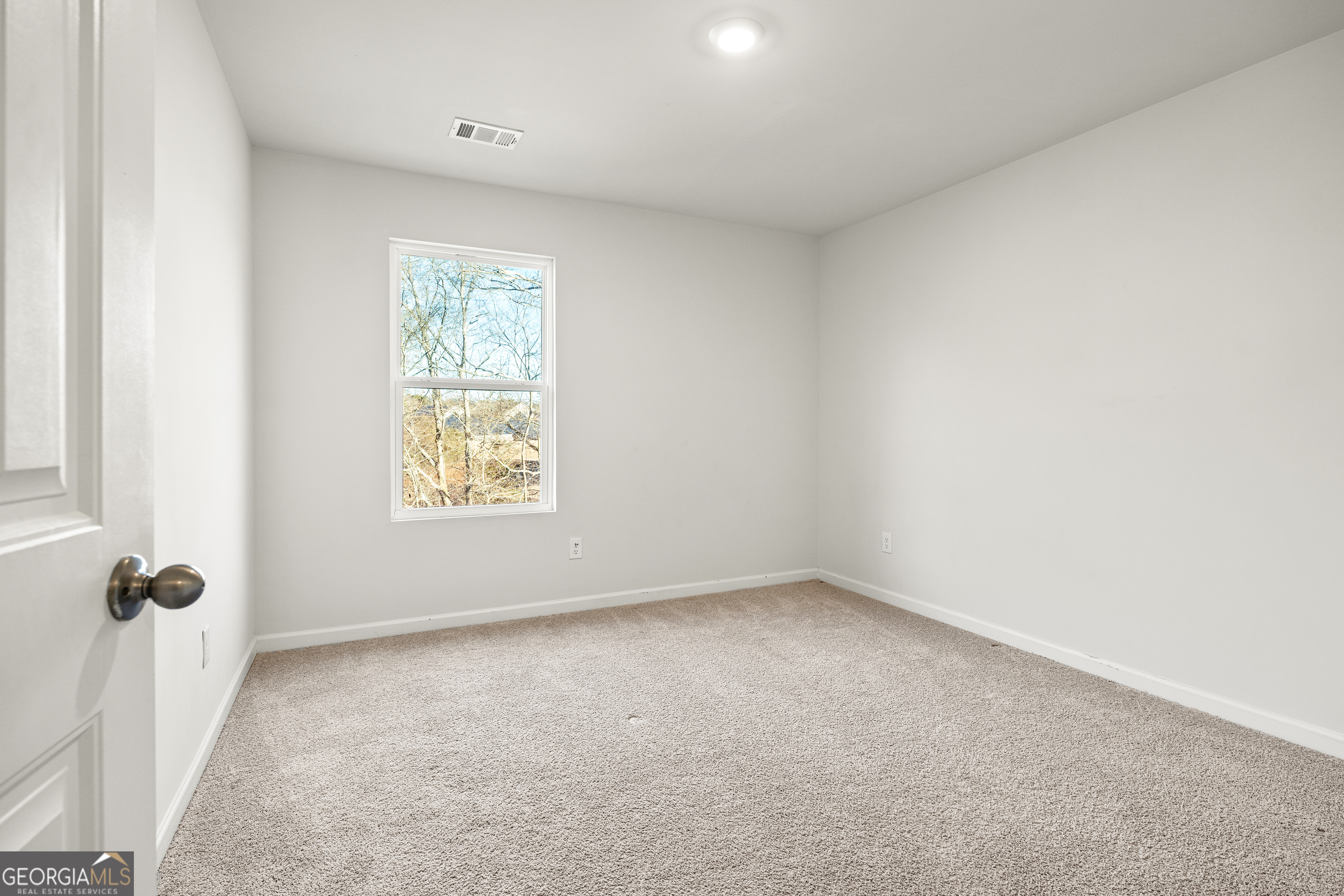 196 Embry Boulevard Property Photo 28