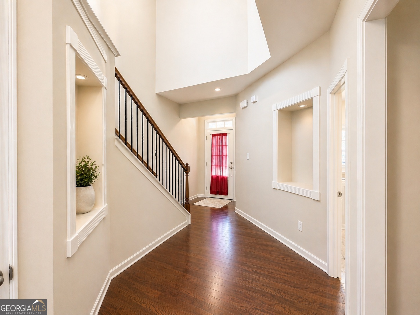 1525 Winshire Cove Property Photo 8