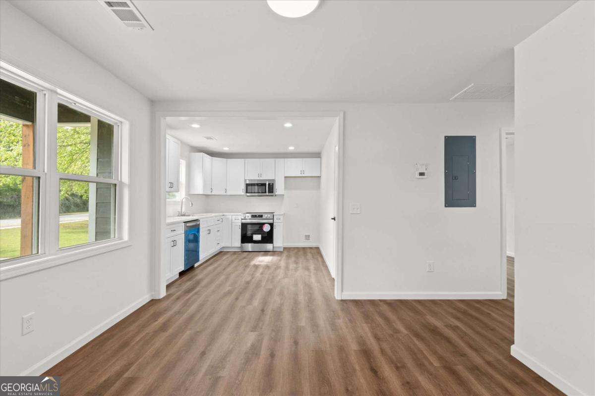 315 Bledsoe Street Property Photo 5