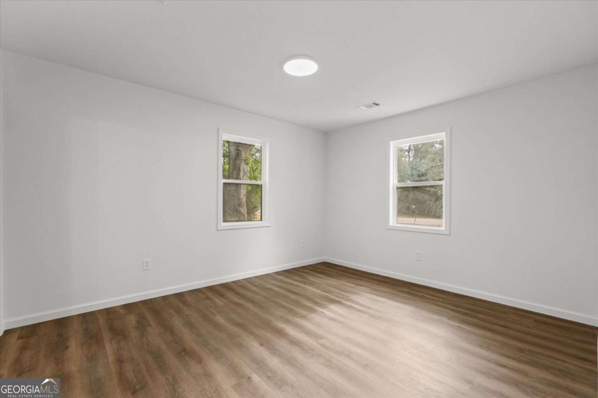315 Bledsoe Street Property Photo 17