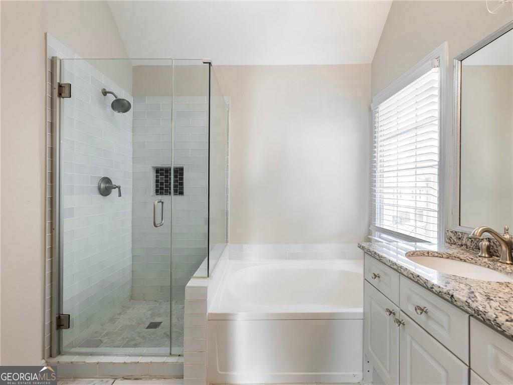 2348 Logan Circle Ne Property Photo 9