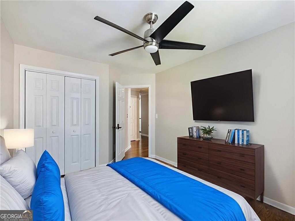 2348 Logan Circle Ne Property Photo 10